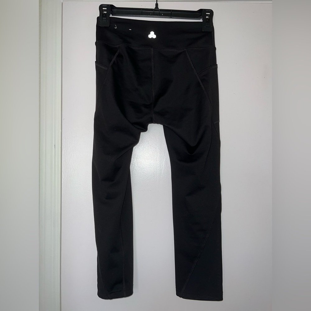 Capris - Picture 5 of 6